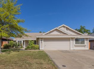 6820 2nd St, Rio Linda, CA 95673