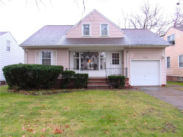 5984 Hodgman Dr, Parma Heights, OH 44130