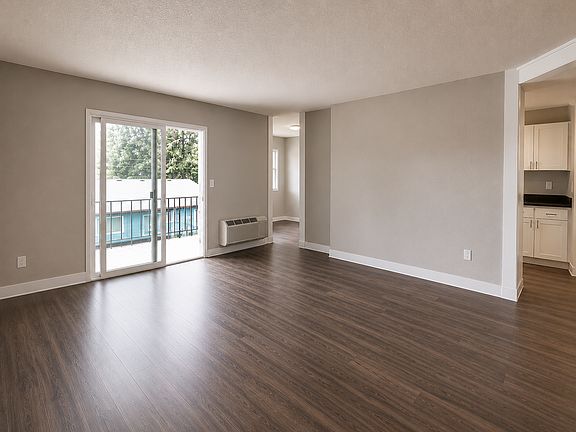 4th image of 12550 SE Powell Blvd APT 5