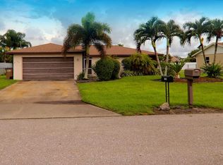 1420 SE 12th St, Cape Coral, FL 33990