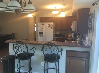 210 Nw 5th St, Minot, ND 58701