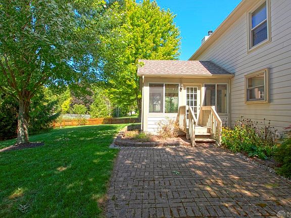 4th image of 9691 Feather Wood Ln