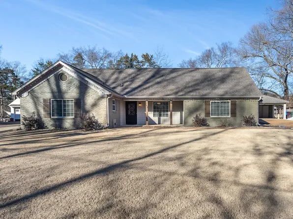 268 Andrew Way Rd, Collierville, TN 38017