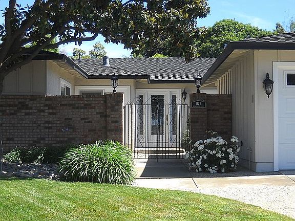 2nd image of 1122 Kensington Ave