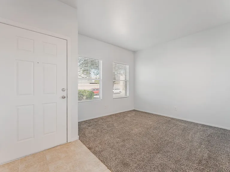 5094 First Sun St — Photo 4