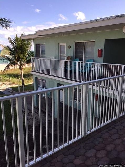 2nd image of 1501 S Surf Rd #1