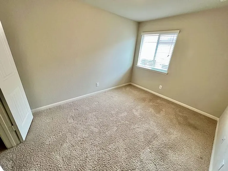 2277 Olive Hill Dr — Photo 22