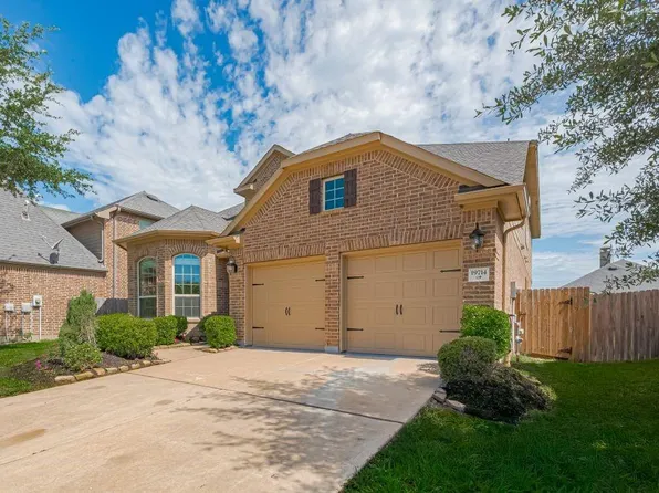 19714 Terrace Cliff Ct, Richmond, TX 77407