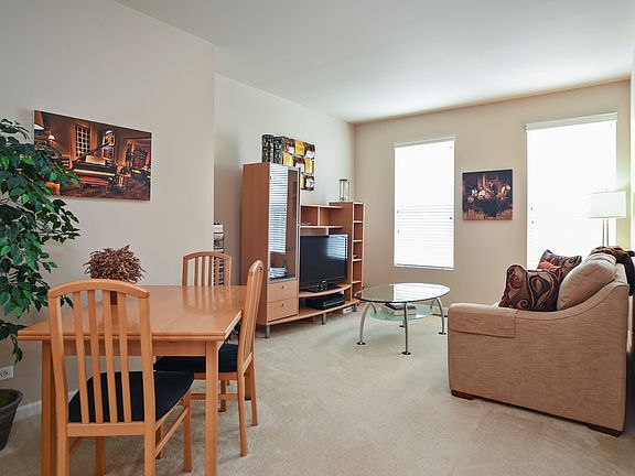 2nd image of 105 Station Park Cir