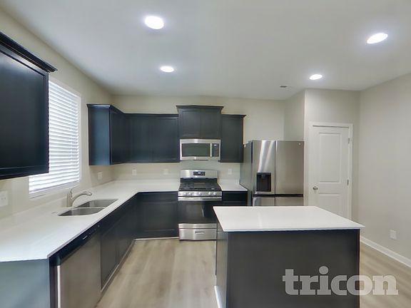 4th image of 18947 112th Avenue Ct E