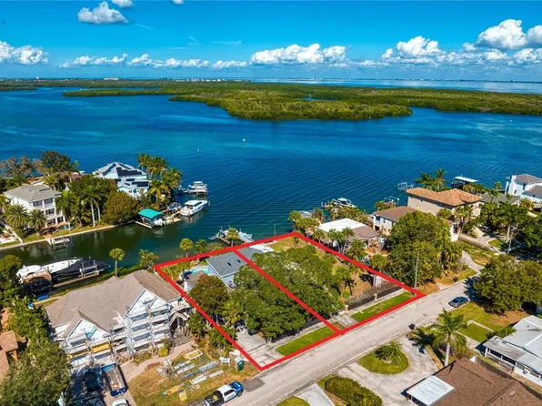 2121 Bayou Grande Blvd NE #10, Saint Petersburg, FL 33703