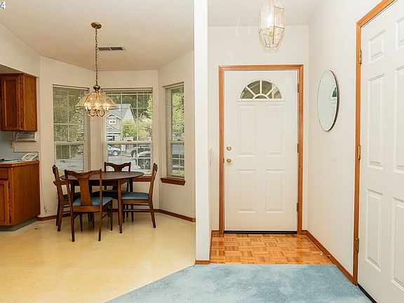 4th image of 4716 NE 138th Ct
