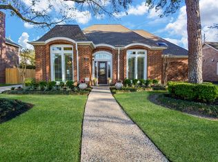 7818 Villa Palms Dr, Houston, TX 77095