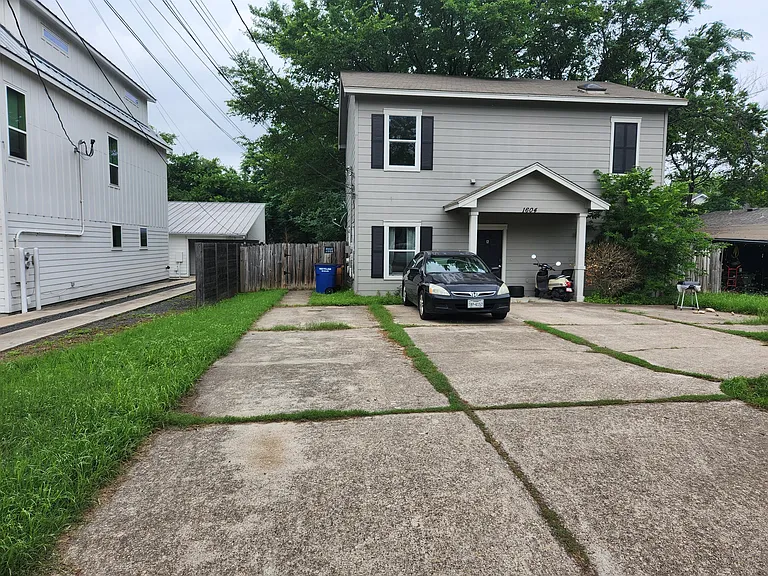 1604 Singleton Ave #B — Photo 13