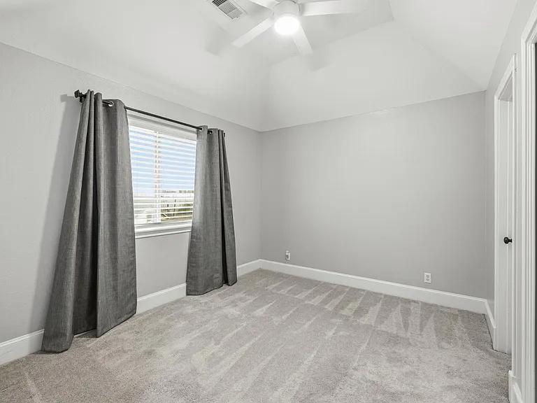 1714 Ovid St #C — Photo 18