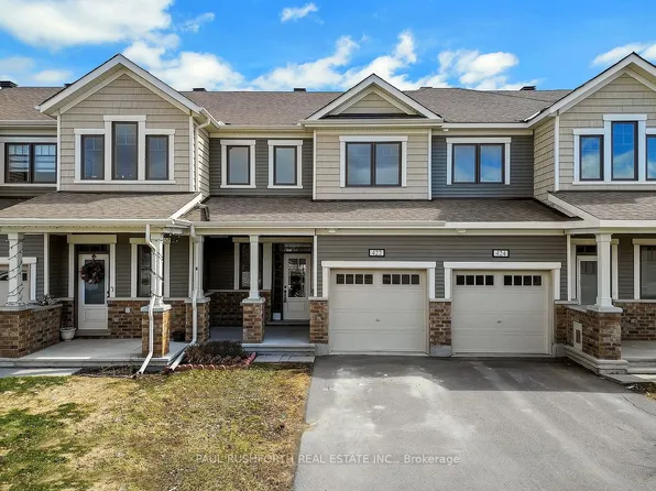 422 Cope Dr, Ottawa, ON K2V 0P8