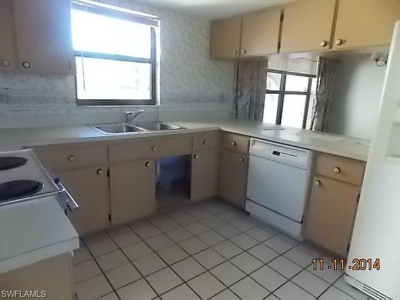 3rd image of 133 Fleur De Lis Ln