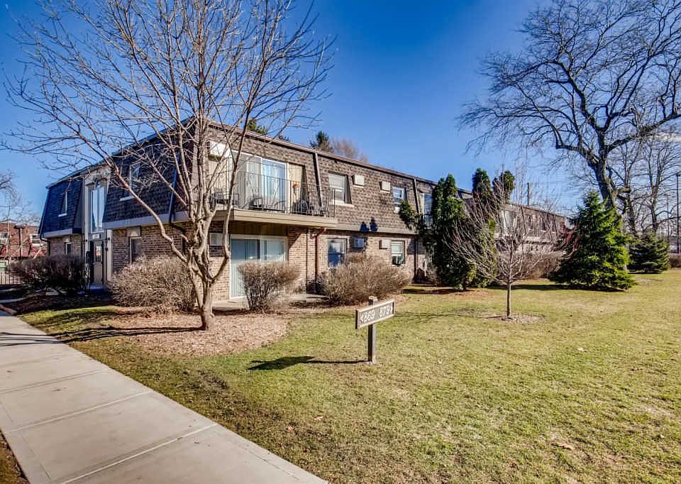 1st image of 879 Trace Dr #206