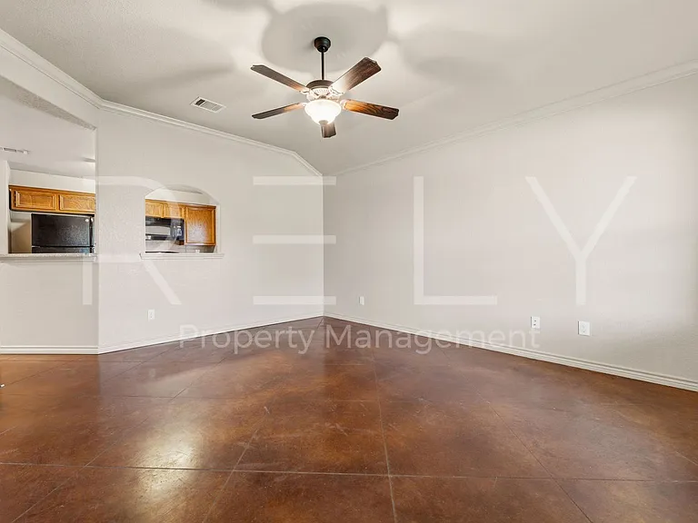 603 W Karey Dr — Photo 3