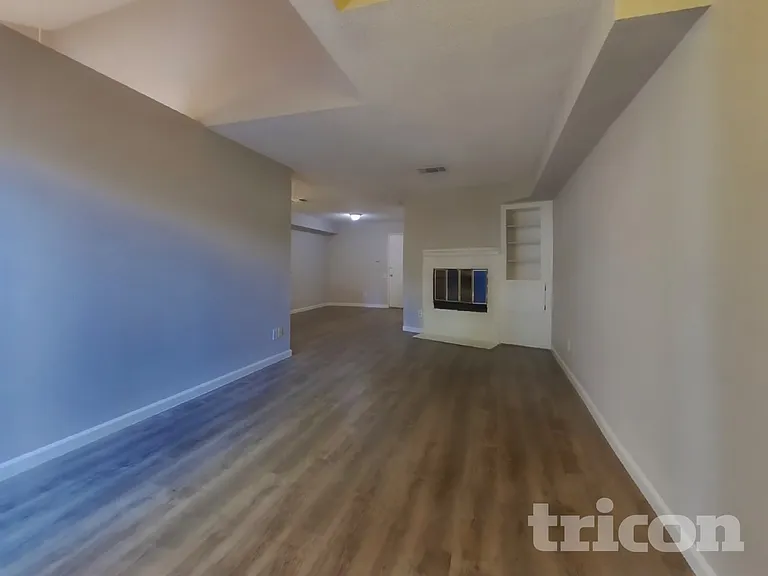 7617 Roberta Ln — Photo 3