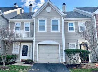 5 Beacon Ct, Holmdel, NJ 07733