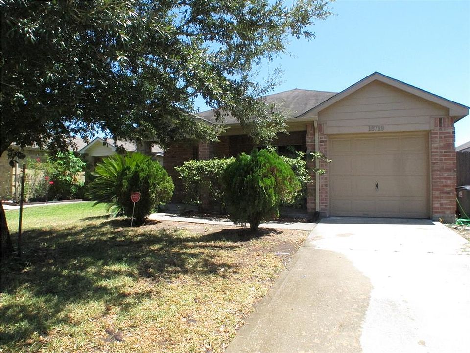 1st image of 18719 Driftwood Springs Dr