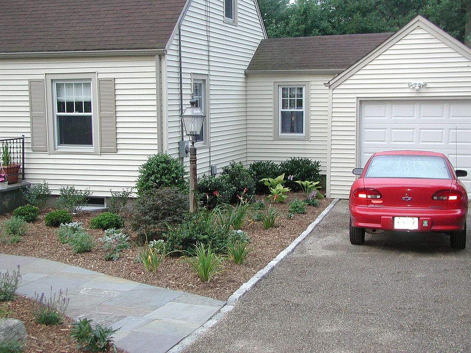 2nd image of 148 E Village Rd