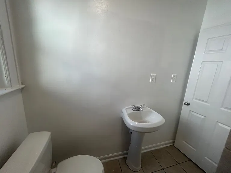 1413 Hyatt Ave — Photo 18