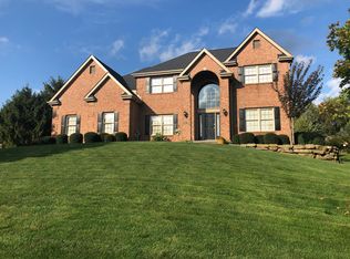 203 Chesapeake Dr, Gibsonia, PA 15044