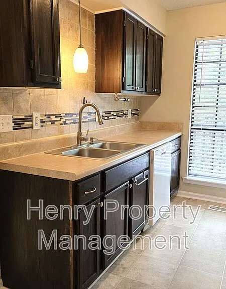 4265 The Oaks Dr — Photo 5