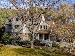 14 Parsons Rd, West Newbury, MA 01985