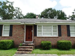 330 Clarine Dr, Goose Creek, SC 29445