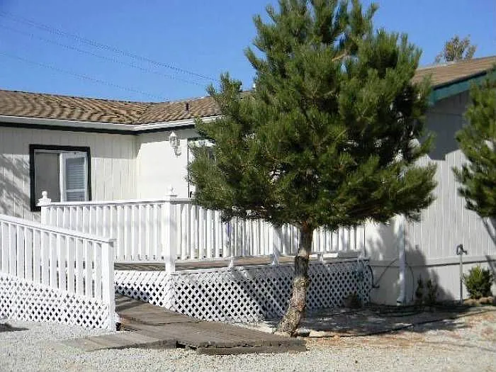 1710 Sagehen Ln photo 1