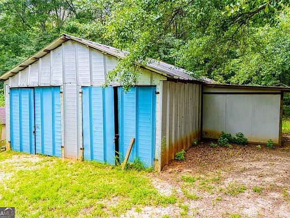 5th image of 315 Laurel Rd