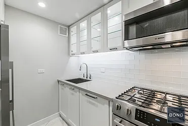 Rented by Bond New York