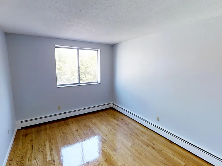 16 Murdock St #13 — Photo 8