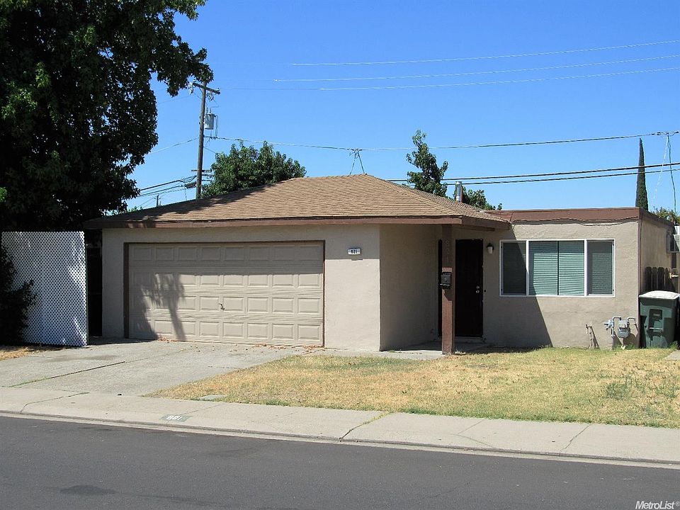 1st image of 821 Garden Gate Dr