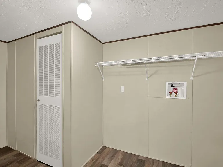114 Las Estancias Dr — Photo 23
