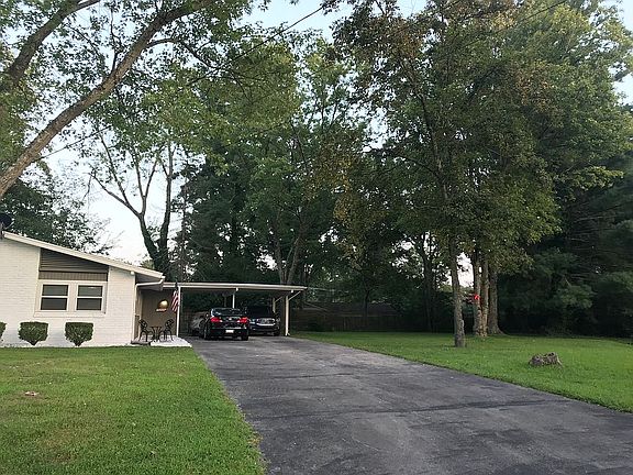 2nd image of 7004 Yorkshire Dr