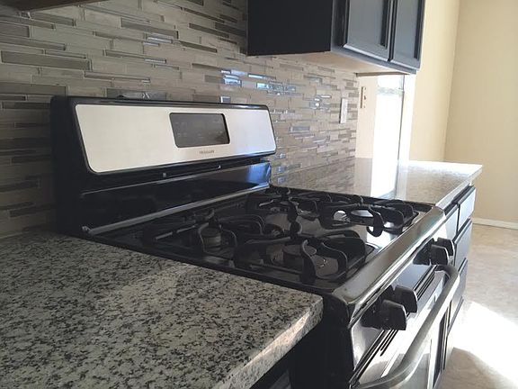 3rd image of 8120 Spengler Dr