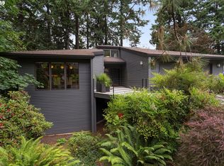 1621 Woodland Ter, Lake Oswego, OR 97034