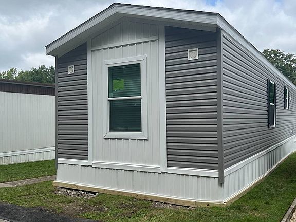 4th image of 9735 Chillicothe Rd #33