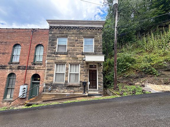 2nd image of 101 N Hill Rd