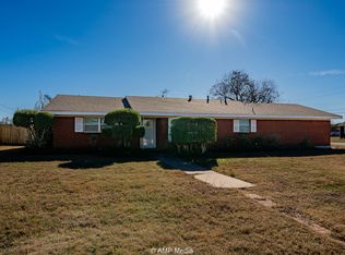 1631 20th St, Anson, TX 79501