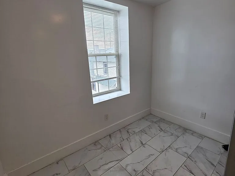 609 Fremont Ave #B — Photo 4