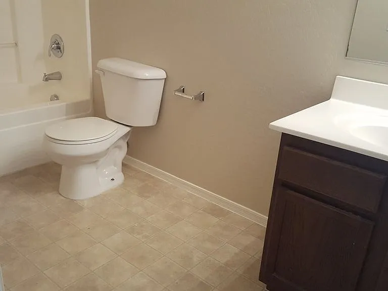 12926 W Fleetwood Ln — Photo 10