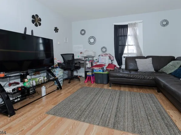 10 Linden Ave, North Plainfield Boro, NJ 07060