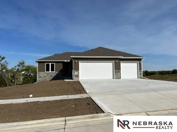 960 Evergreen Rd, Bennet, NE 68317