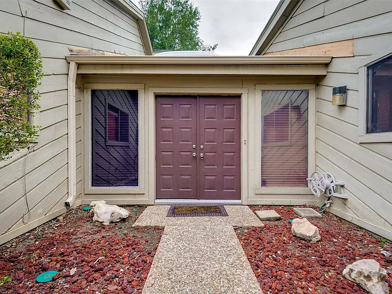 6030 Gallant Forest Dr — Photo 7