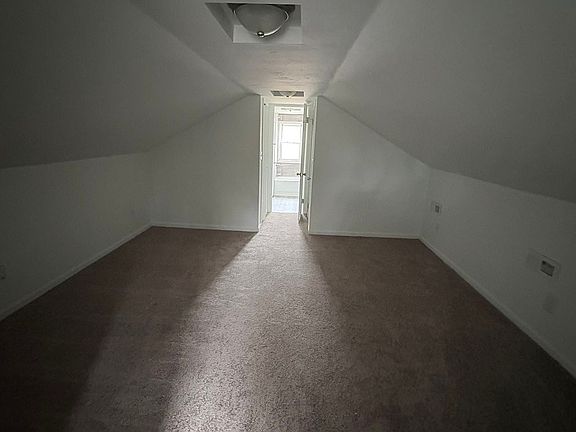 4th image of 1276 Wilroy Rd